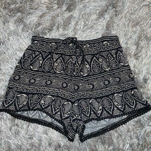 Hollister patterned shorts